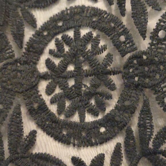 Elegant Black Lace Halter Dress - Picture 10 of 10